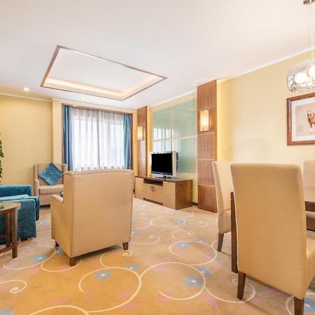 Holiday Inn Beijing Downtown Eksteriør billede