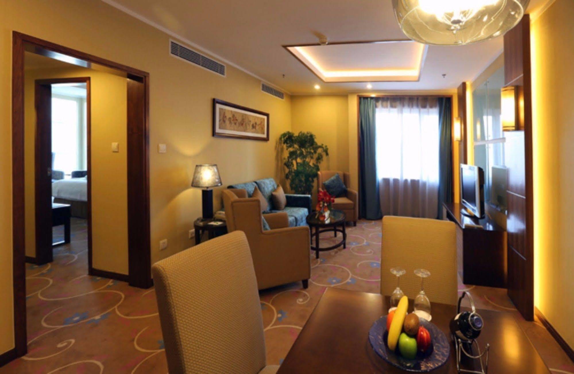 Holiday Inn Beijing Downtown Eksteriør billede
